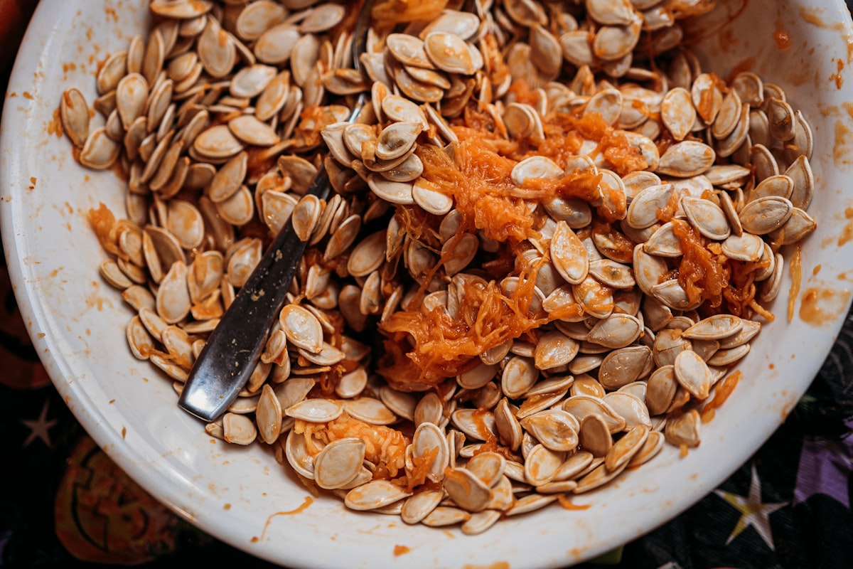 Variedad de frutos secos y semillas nutritivas